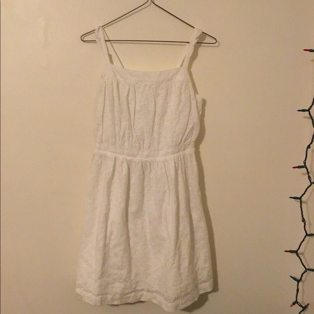 White lace dress